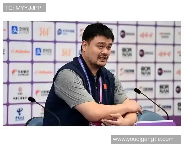 姚明情商高超引发热议他的领导力与人际关系如何影响篮球界